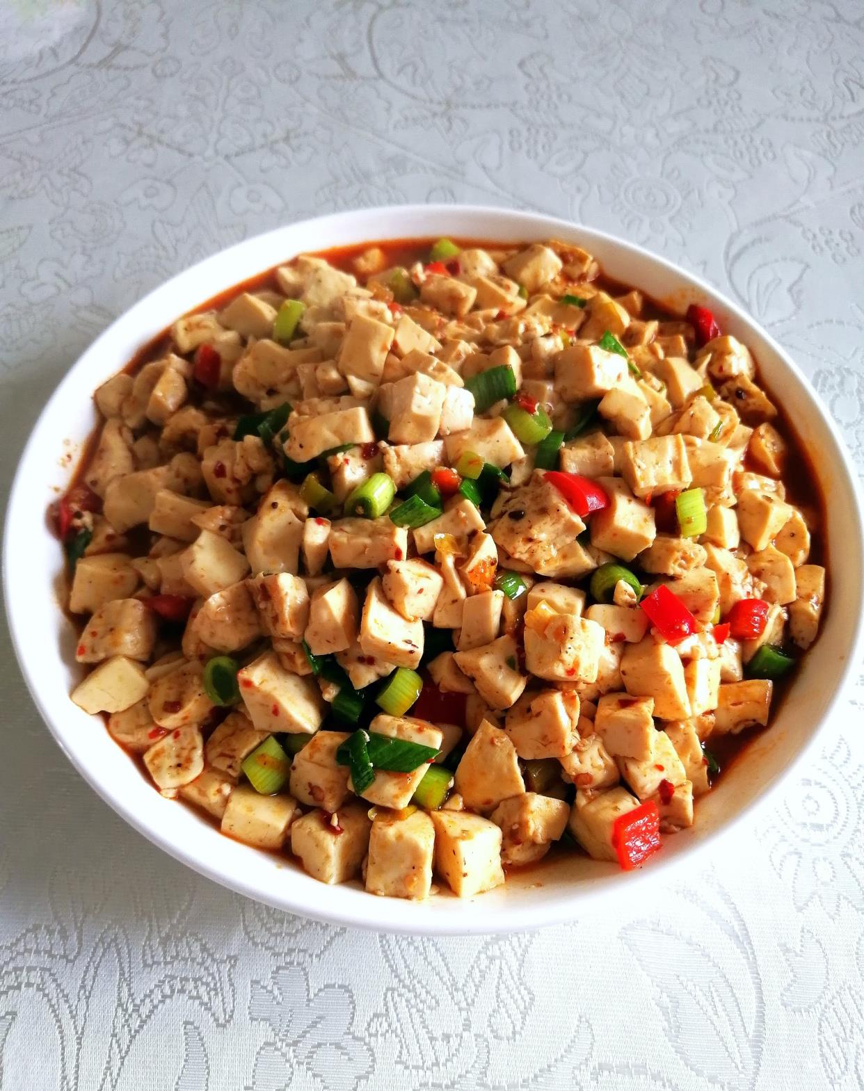 麻婆豆腐■终于知道我家人为啥吃不胖了，看看晚餐就知道，网友：省钱还减肥