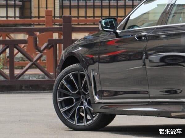 「哈弗f7」男人心目中的梦想车，开到哪都有面子，连跌17万，比S级受欢迎