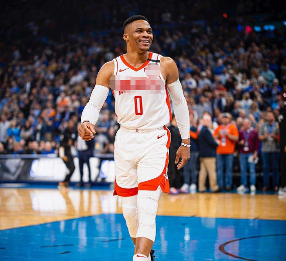 威斯布鲁克|疯了！5年2.02亿，5年2.05亿，4年1.53亿！美媒建议湖人组三巨头