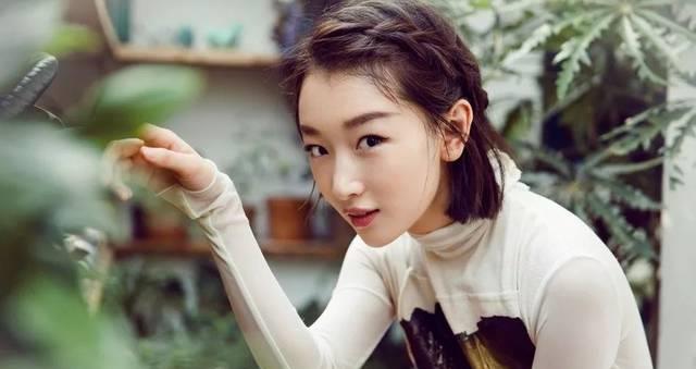 『面膜』皮肤出油毛孔粗大怎么办，教你4个小妙招，夏天皮肤依然光滑水嫩