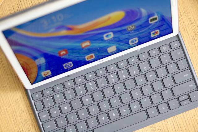 iphone12|华为M6平板电脑，两千高配置安卓平板，你心动了吗