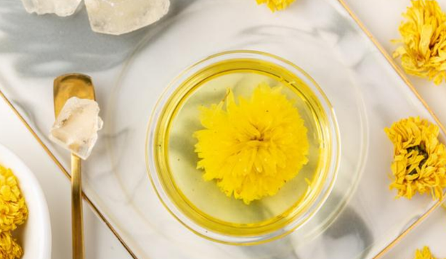 血糖|不论男女，上厕所身体若出现4种异常，或已被肝病“盯”上