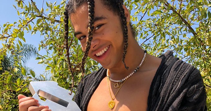 皇后乐队|今日欧美圈：Tory Lanez面临重罪指控，皇后乐队登顶英国专辑榜