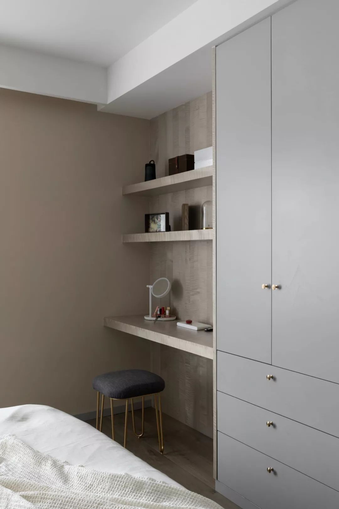 120㎡现代轻奢，华丽精致，端庄气质