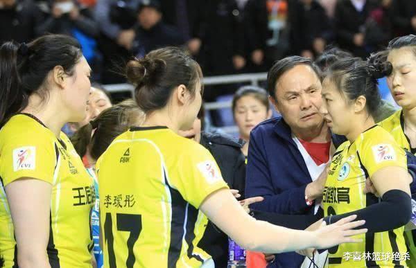 丁霞|恭喜郎平！女排又一00后天才横空出世，丁霞恩师又出人美球靓杰作