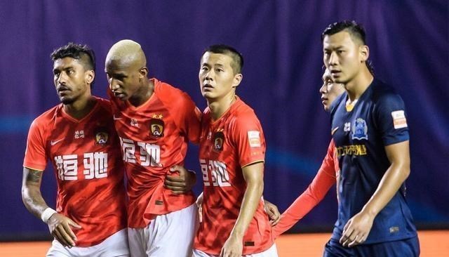 广州恒大|广州恒大又一功勋成离队热门,已消失很久,俱乐部早想让他走