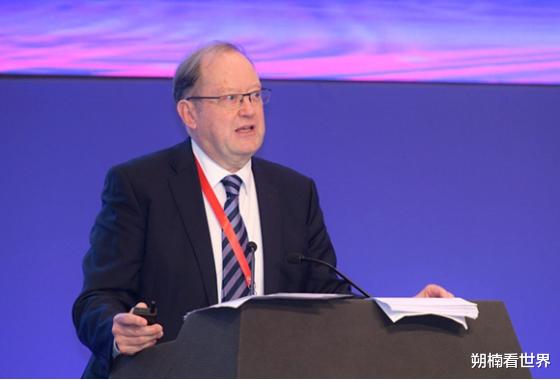 电子商务@美媒：谁还敢质疑中国互联网科技，脸书都开始抄袭中国微信的功能