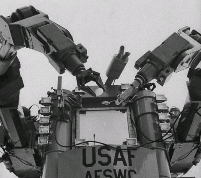 『苏联』冷战期间 美苏两国的机器人大竞赛 苏联机器人因过于疯狂而被终止