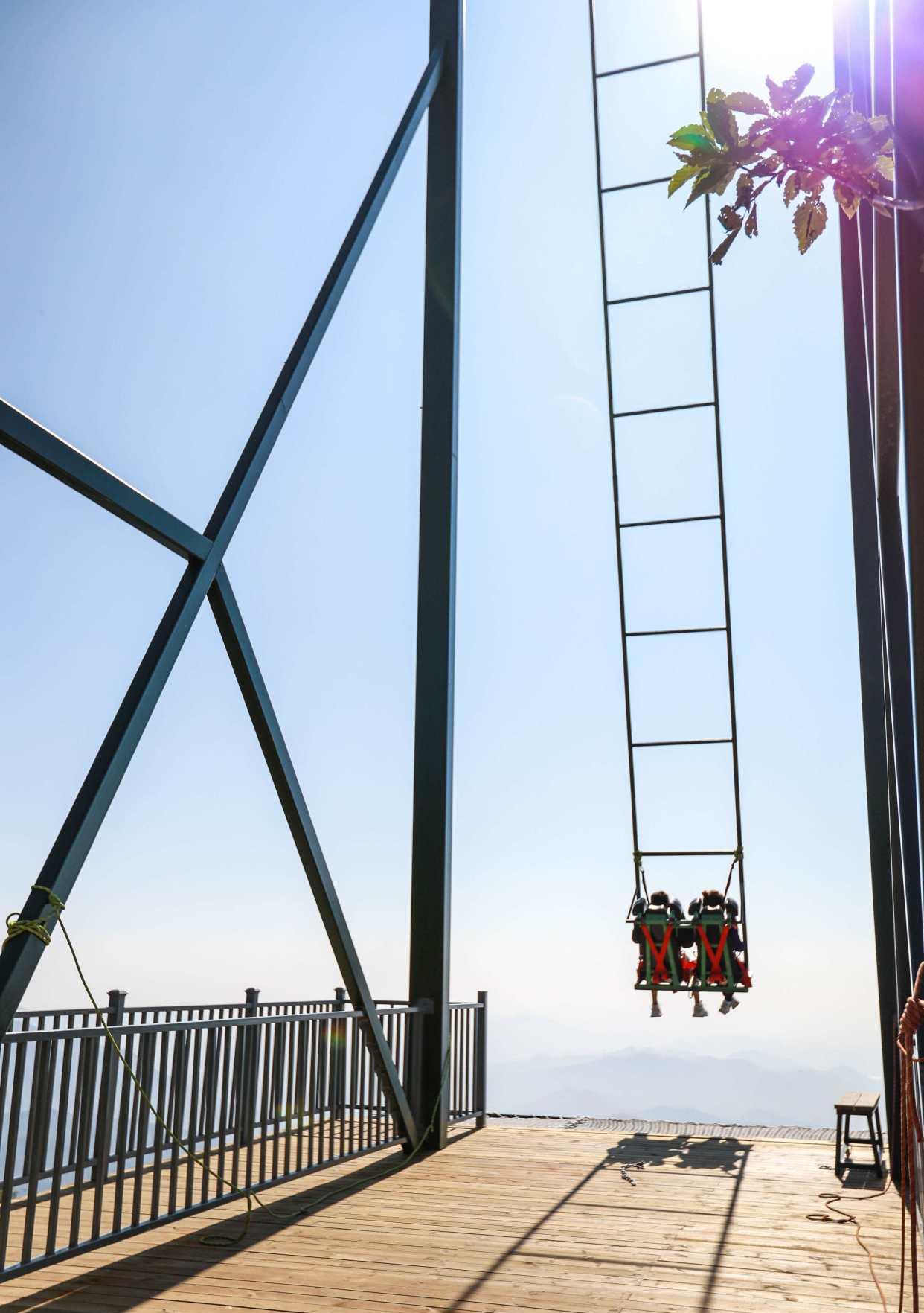 杭州|距离杭州50公里的云上草原，海拔1168米，有浙北最长的客运索道