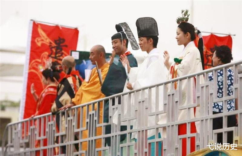 唐朝|日本人出回文联：“本日飞机飞日本”，中国人对出下联，堪称经典