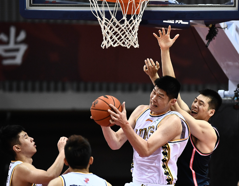 李春江|7分惜败后，李春江承认两点没做好，又谈犯规多：规则允许都正常