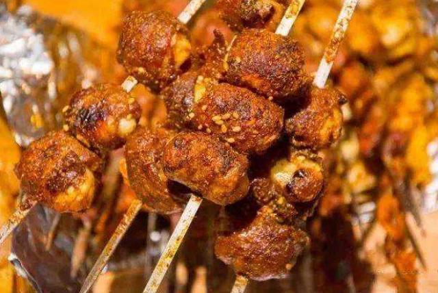 烧烤|公认00后碰都不敢碰的5种烧烤，全吃过的，那一定是“大神”！