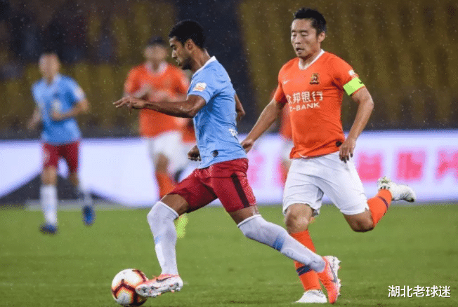 [国足]重磅！外媒爆国足因决策层叫停归化，高拉特蒋光太或成最后的希望