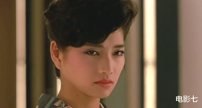 洪金宝|50位明星参演，成本仅80万，这部喜剧赢了一段影史佳话，打破票房纪录