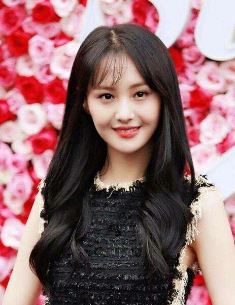 「综艺节目」录完“真人秀”就分手，郑爽“恋爱脑”终于觉醒，不复以往邋遢形象