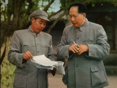 汪东兴|毛主席的警卫员，少将军衔，官至副主席，晚年却削职于家中养老！