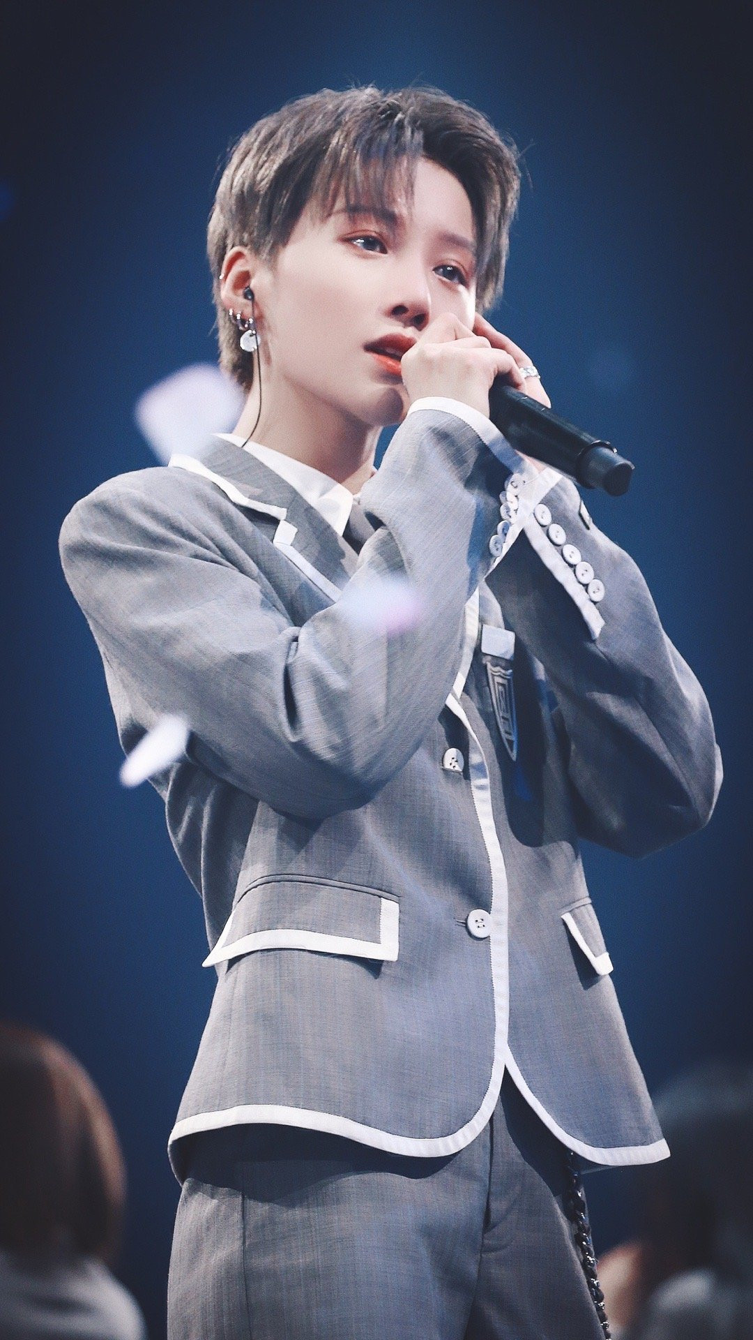 赵粤▲赵粤才是男观众要的“中性风”，刘雨昕和刘梦不是