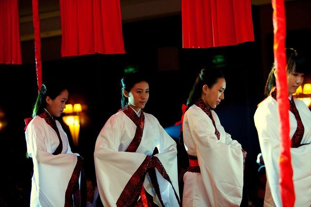 太监|宫女进宫前也要净身?手段令人害怕,众多女子苦不堪言