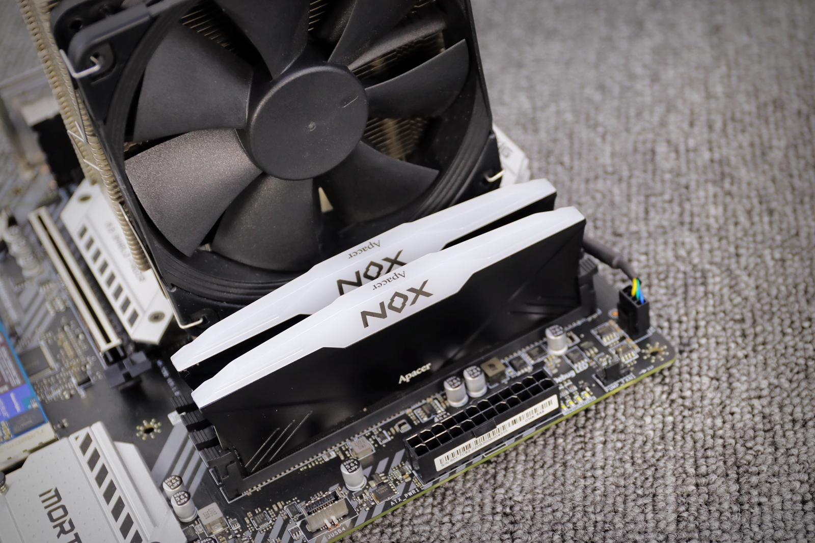 主板|打造适度RGB中端高性能主机，金河田魔术师SUPER装机分享