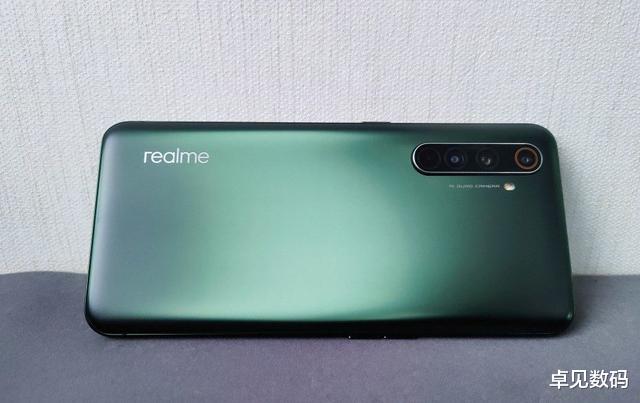 荣耀|发布七月降了700块，骁龙865+65W快充，接近完美！