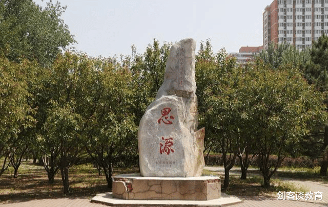 高校|医学类高校大热，这一类高校却黯然神伤，值得深思！