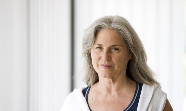 「衰老」女性开始衰老，身体会有6个变化，若一个没有，偷着乐吧