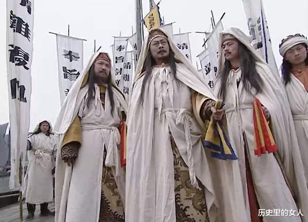 【杨秀清】杨秀清死时有多惨？余党被圈起来屠杀，尸体堆有五六人高！