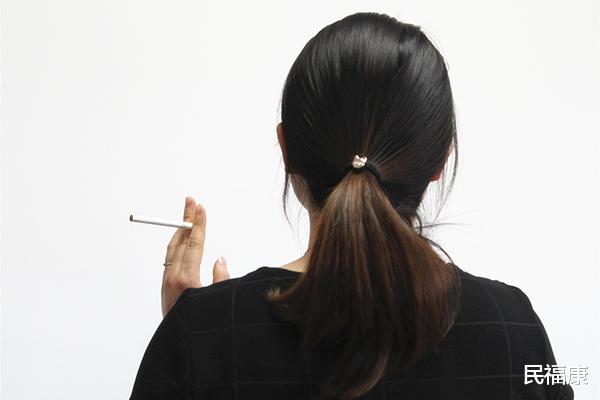 宫颈癌|女性要想“拦住”宫颈癌，伤害宫颈的行为，能改一个是一个