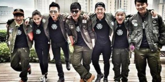 『Angelababy』?杨颖终于舍得让出C位，看清“中间人”身份，看来是有心没胆