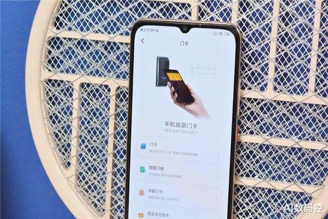 红米手机|天玑820+OLED屏幕，Redmi 10X和K30选谁？