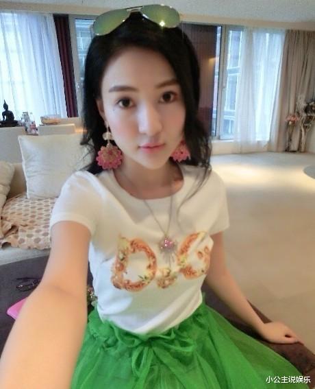 #郭美美#\四大名爹\之首王军送豪车, 郭美美妈妈说: 王军就是看自己女儿可爱