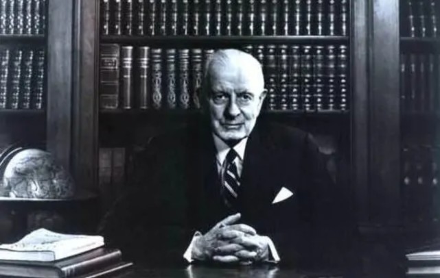 亨利·福特|全球“最富裕”九大家族，买一个国家没问题，中国有几家