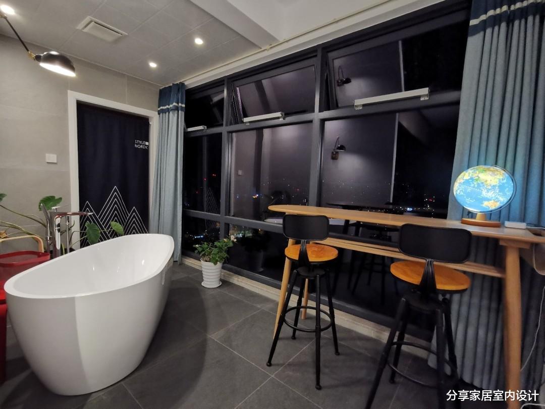 |辛苦花了一年终于搬新家，不安装吊顶，不做电视墙，反而更耐看！