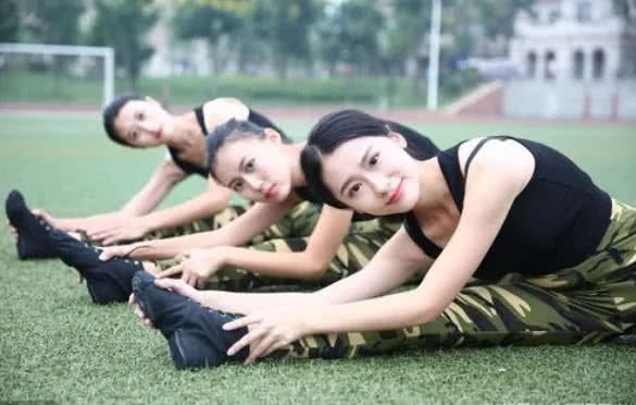 []开学之后，书包放这4种文具的，别不承认了，你就是学霸！