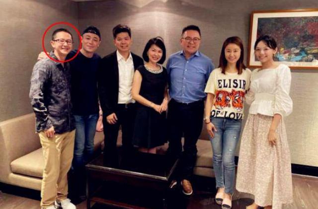 林心如|林心如弟弟罕现身，霍建华搭肩小舅子显热络，弟媳妇颜值一般