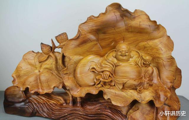 『根雕』拍卖行公布：古物价值榜，第一名还是瓷器，有种藏品贱卖都没人要