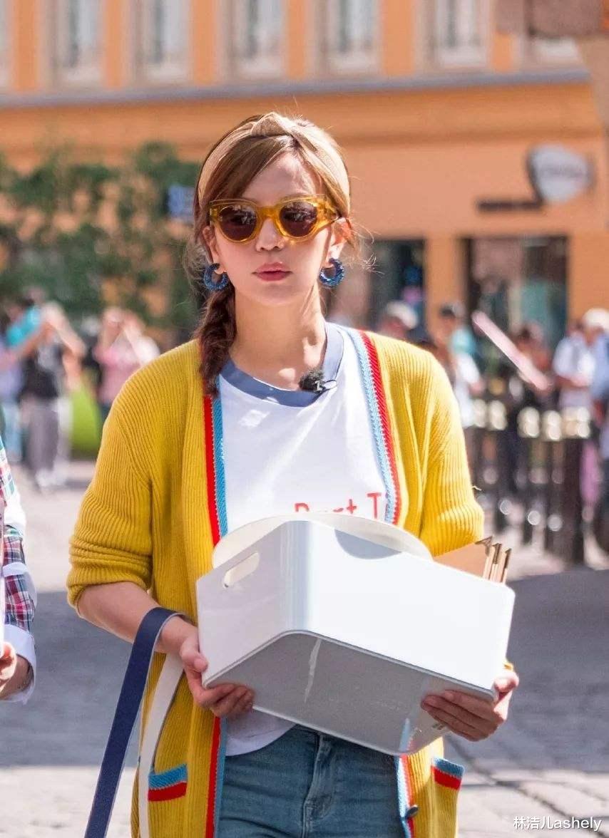 发型|Lisa没有刘海像变了一个人？辛芷蕾袁姗姗换发型更是堪比整容