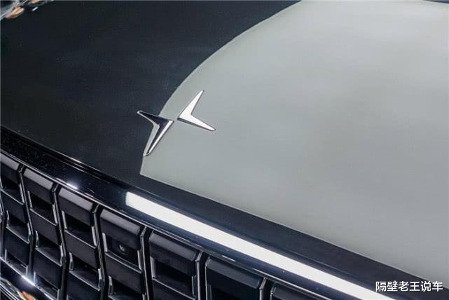 #沃尔沃#舒服哥又成功了!吉利换上新车标,比奔驰还帅10倍,18个国家争相下订单