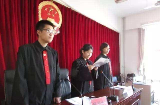 法学▲“挂科率”很高的4大大学专业，学习比高三还苦，但发展前景好