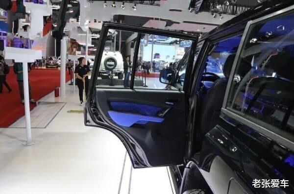 越野车▲上市要火，这才是年轻人的越野车，配四驱或12万起，比普拉多硬派