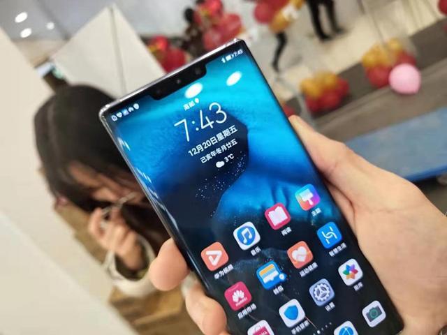 「iphone11」华为Mate30 Pro全速“退场价”，网友：iPhone11更好！