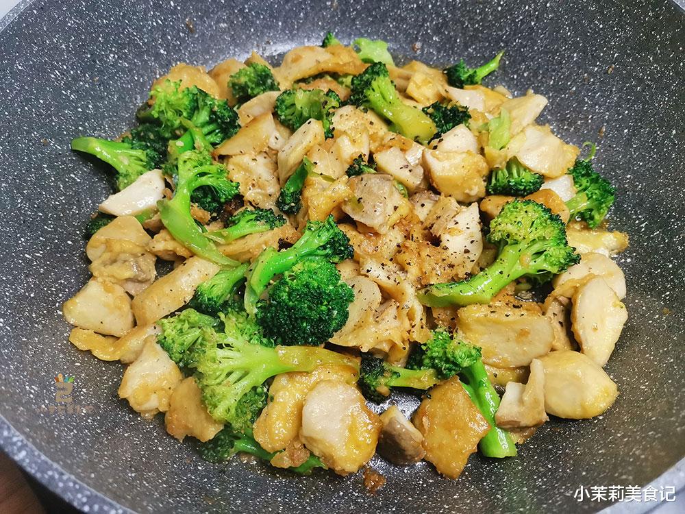 杏鲍菇|此菜是钟南山推荐的健康食物，与杏鲍菇简单一炒，美味营养比肉香