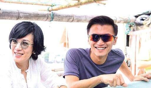 李荣浩|为何李荣浩、谢霆锋能担任《中国好声音》导师？看看他们乐坛地位