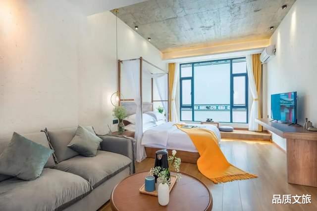  野蛮生长的民宿，该立规矩了