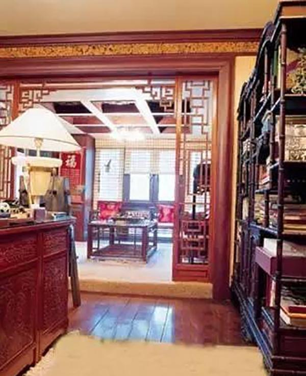 |陈道明豪宅内景曝光,价值8100万满屋红木家具,穿越到了康熙王朝?