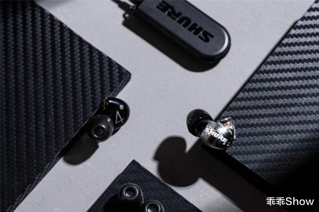 美团|心怀憧憬的继任者 体验舒尔AONIC 4、5