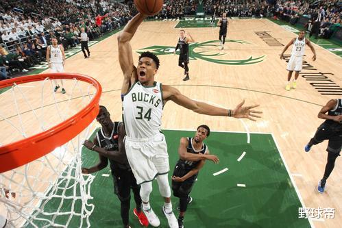 「勒布朗·詹姆斯」字母哥打爆詹姆斯？对比两人20次交手，球迷：人比人，气死人！