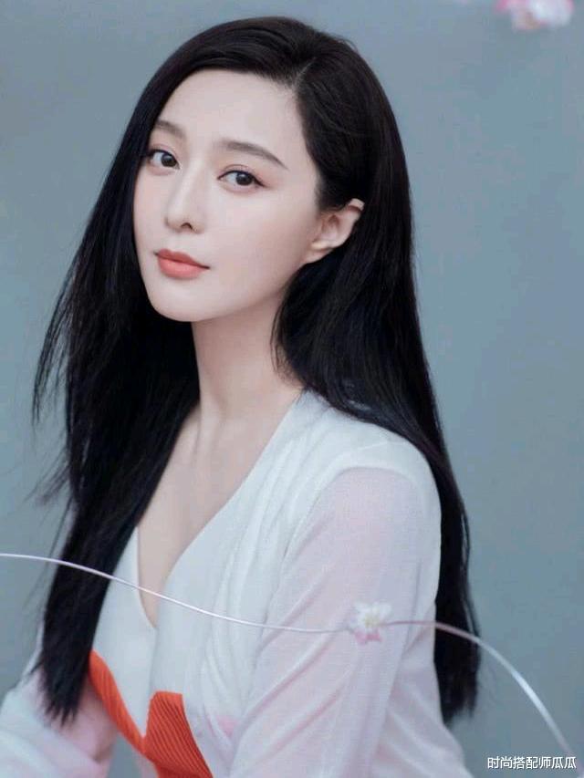 发型▲女人不管多大年纪，这3款显老发型千万别留，不仅像大妈还伤发