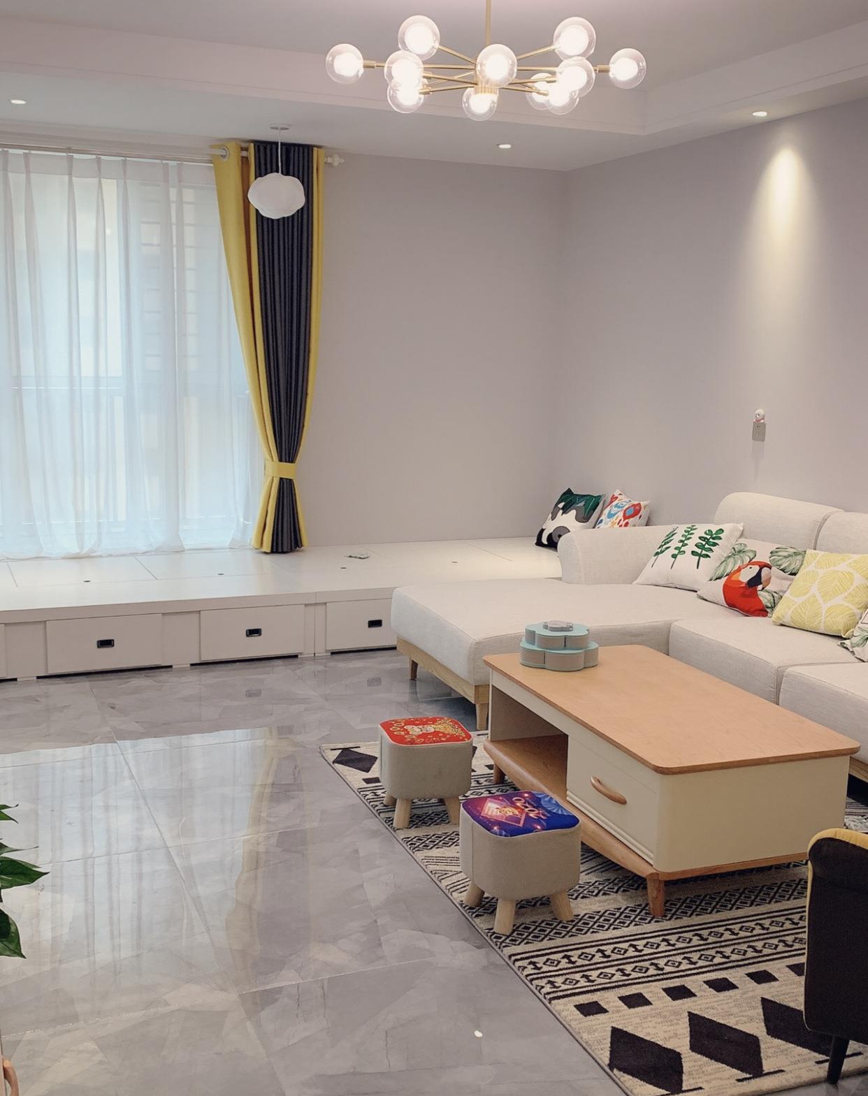 『』辛苦半年装修完工，效果很满意，尤其是电视墙，很期待入住，晒晒