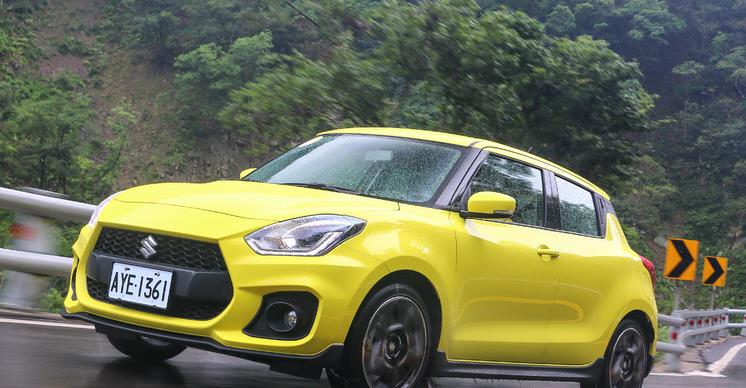 铃木雨燕▲全新铃木雨燕再度归来！1.4T动力+6AT，加速性能不输本田思域！